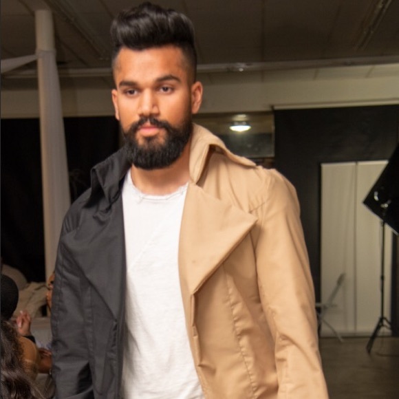 Meet your Posher, Simon - Picture 1 of 1